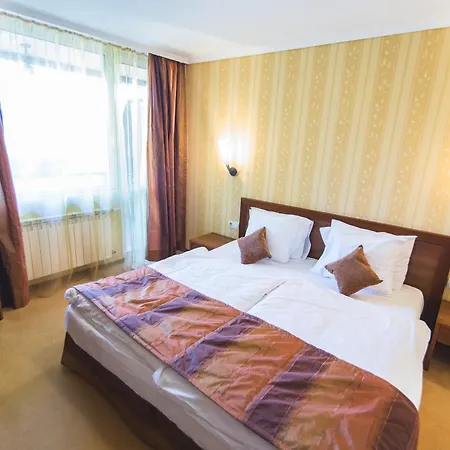 Family Borova Gora Hotel *